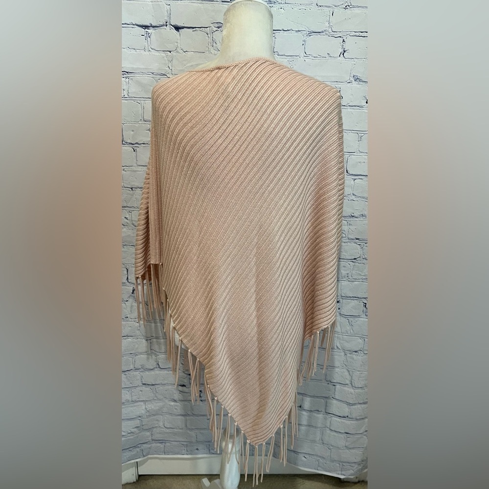 Chico’s Women's SOFT Pink Poncho Fringe Western Boho Sweater One Size - Picture 4 of 6